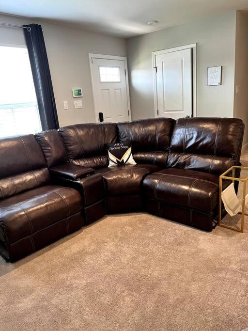 Family Friendly 4Br Home Near Ft Gregg Adams Vsu Petersburg Esterno foto